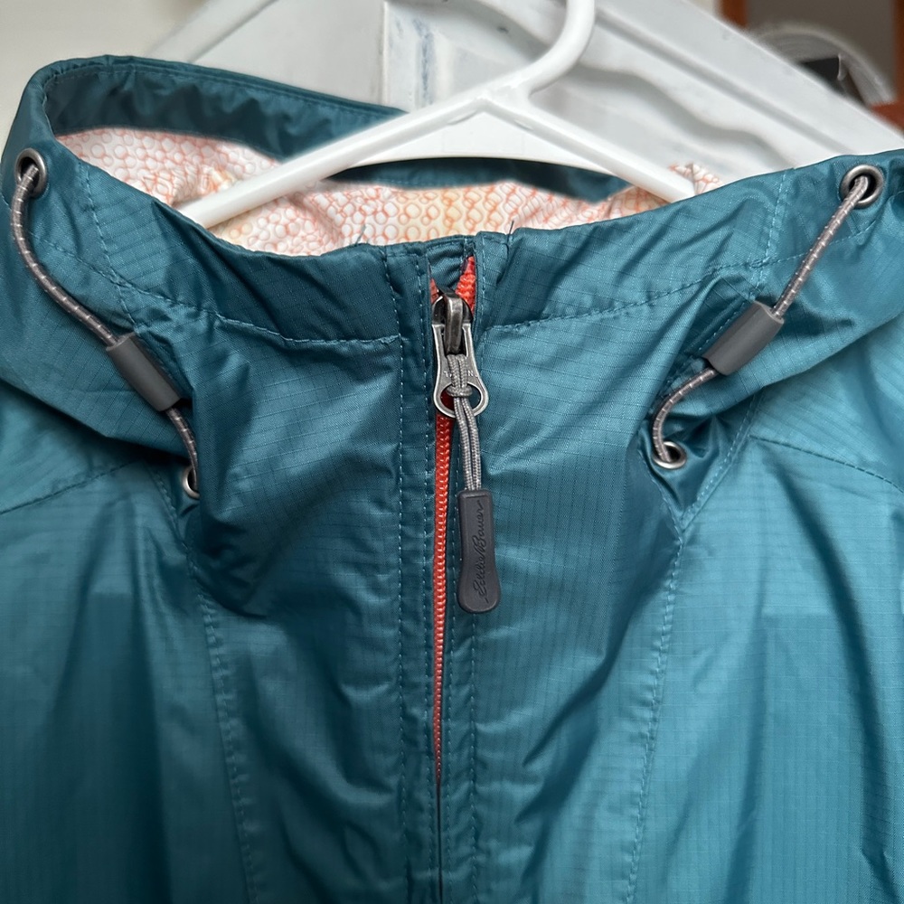 Eddie Bauer weather edge packable rain jacket. Women’s size large, color teal. - Picture 2 of 12